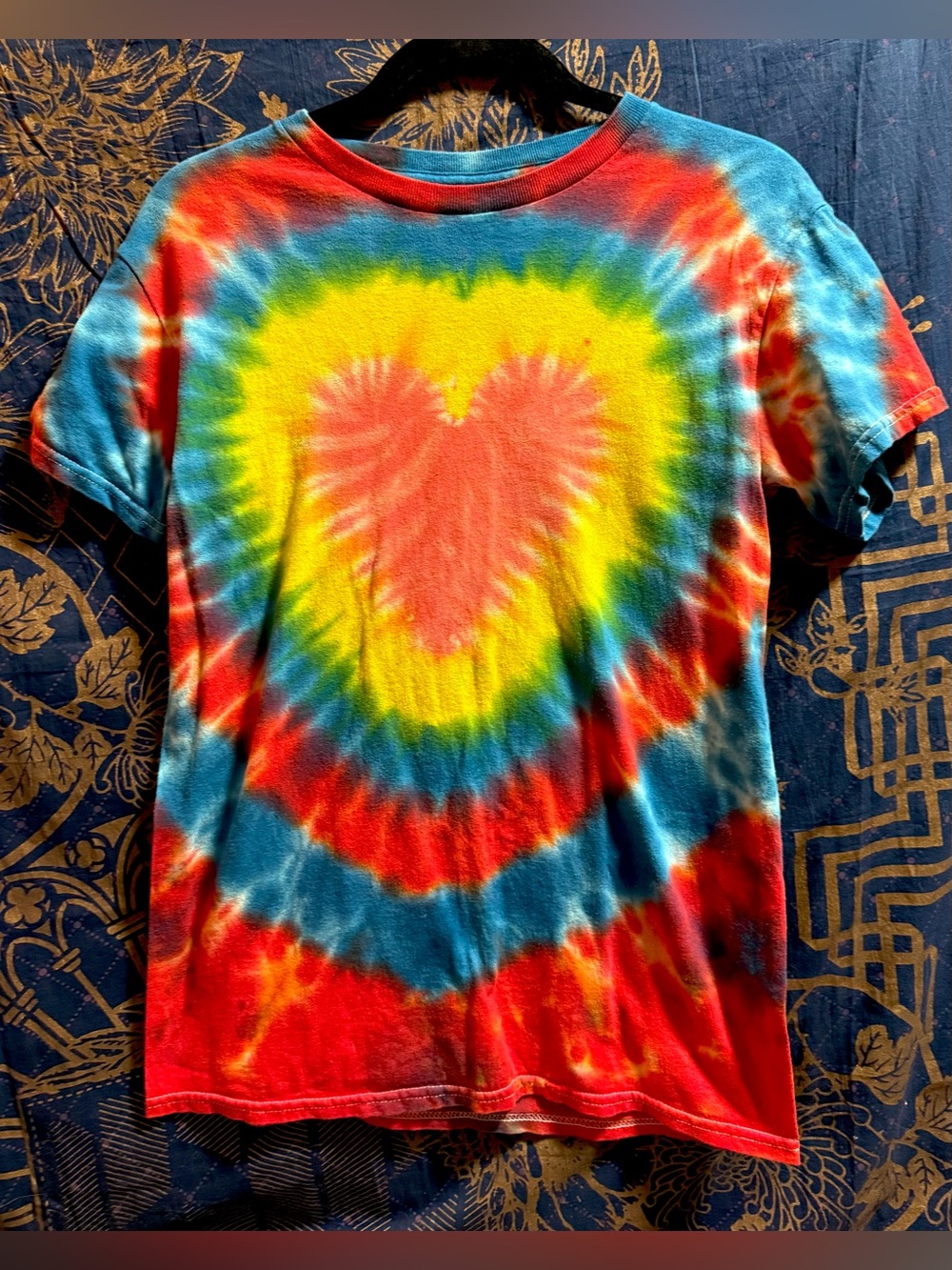 Rainbow Heart Tie-dye Rainbow T-shirt Size S